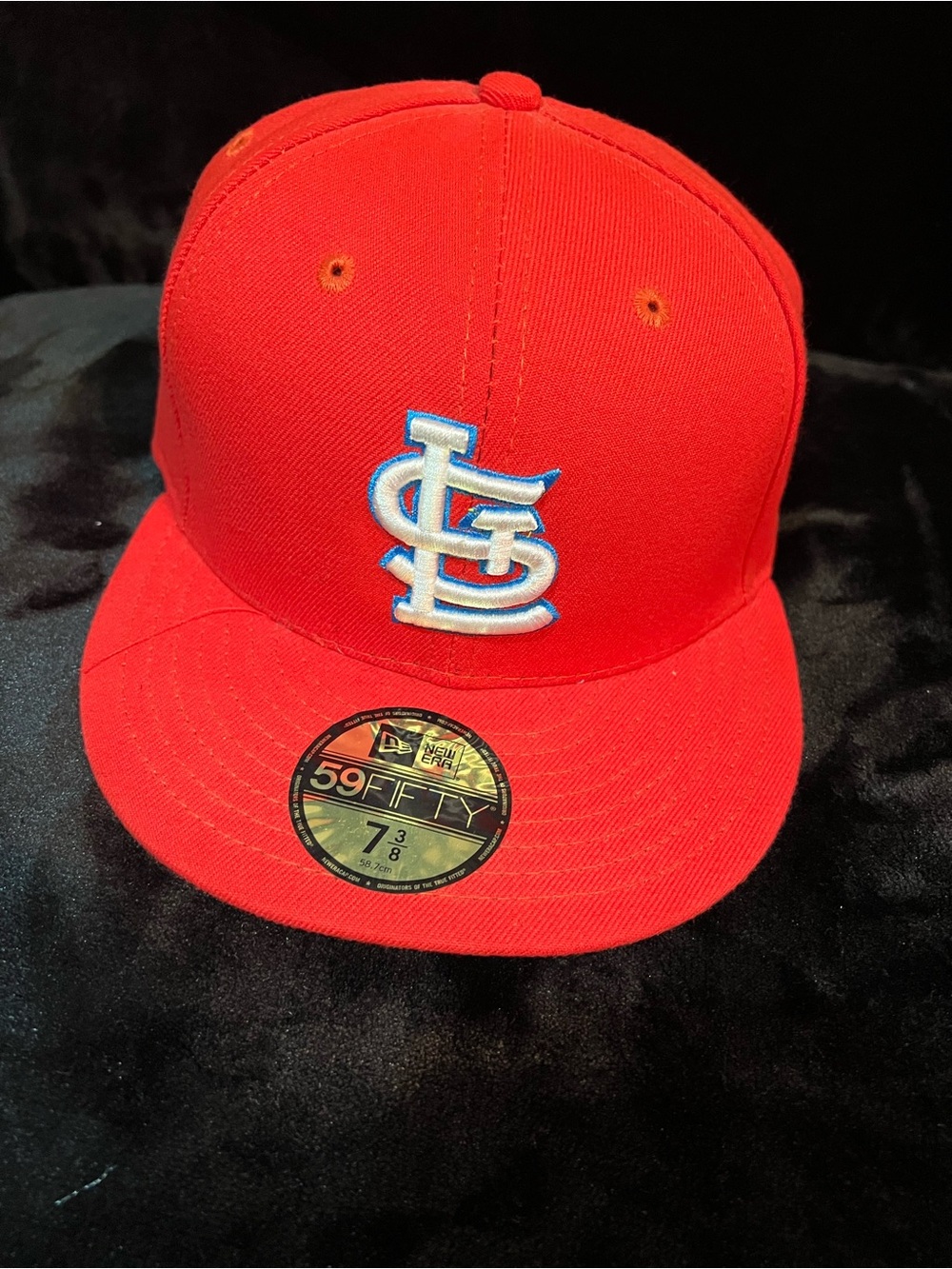 New Era Red St. Louis Cardinals Fitted Cap with White/Blue Logo
